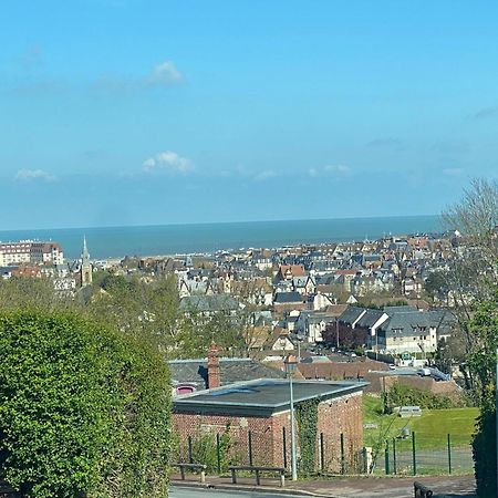 Golf De Deauville , Place-Inn 外观 照片