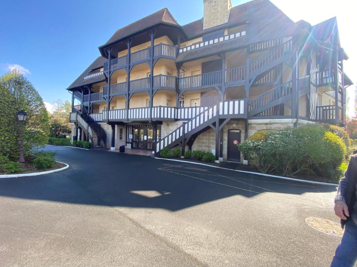 Golf De Deauville , Place-Inn 外观 照片